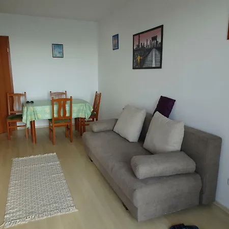 Club 218 Wellness + Panorama 아파트 시오포크